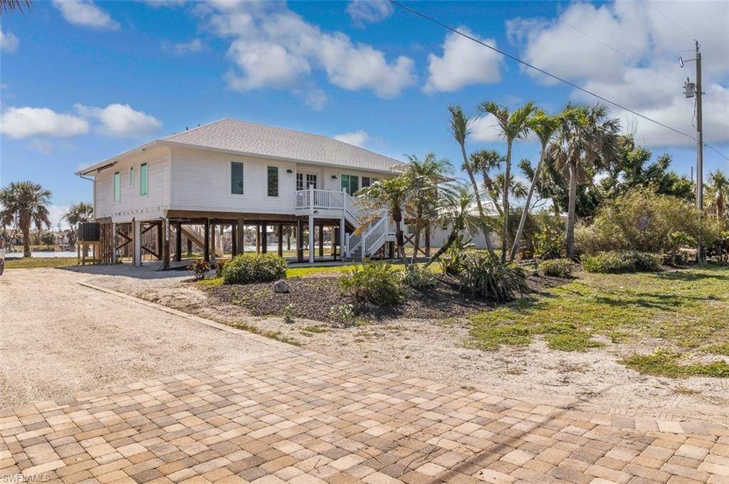 Sanibel, FL 33957,3311 Twin Lakes LN