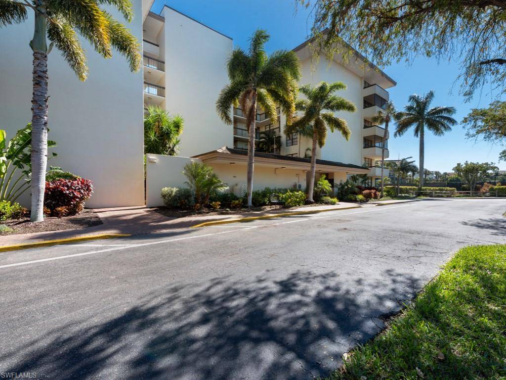 Marco Island, FL 34145,591 Seaview CT #A 102