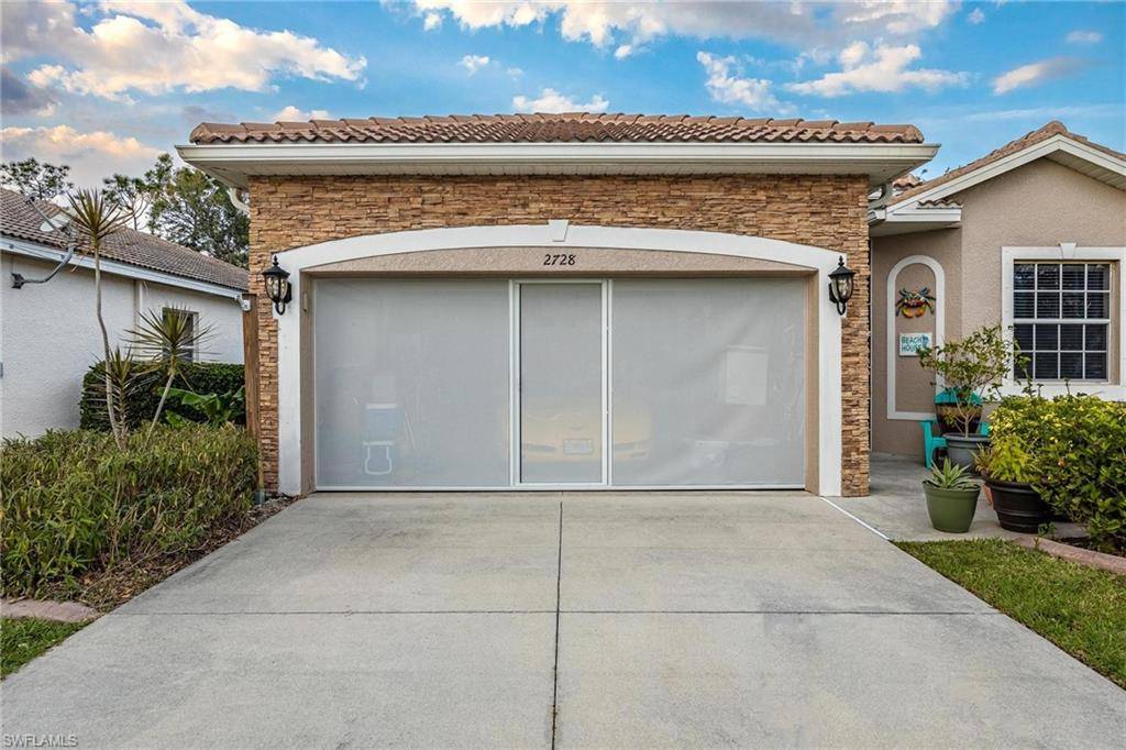 Cape Coral, FL 33909,2728 Blue Cypress Lake CT