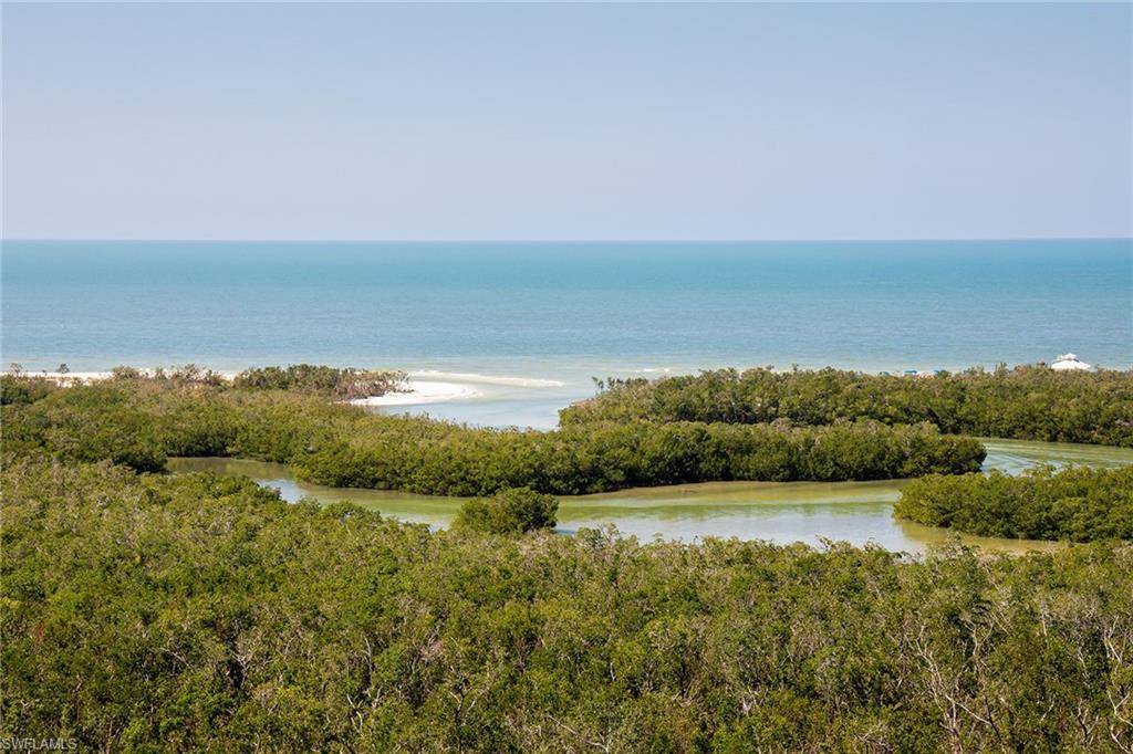 Naples, FL 34108,6075 Pelican Bay BLVD #1401