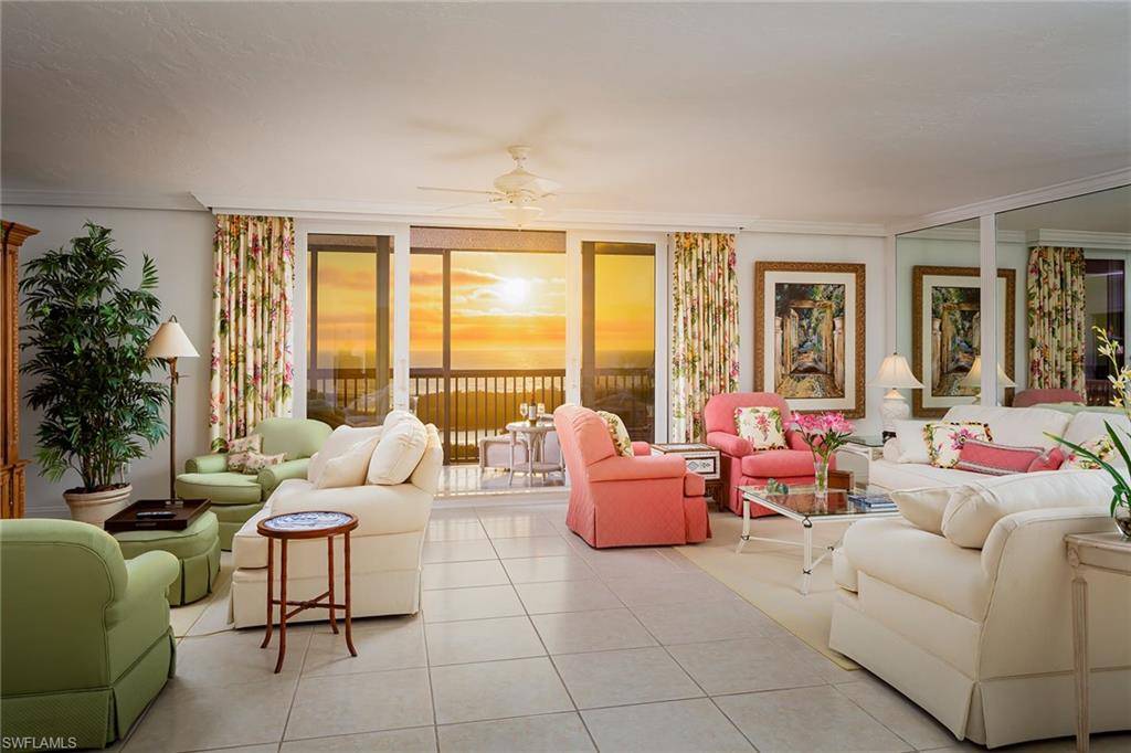 Naples, FL 34108,6075 Pelican Bay BLVD #1401