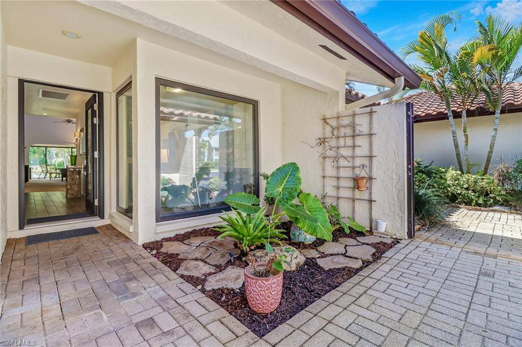 Naples, FL 34112,2110 Buckingham LN #U-8