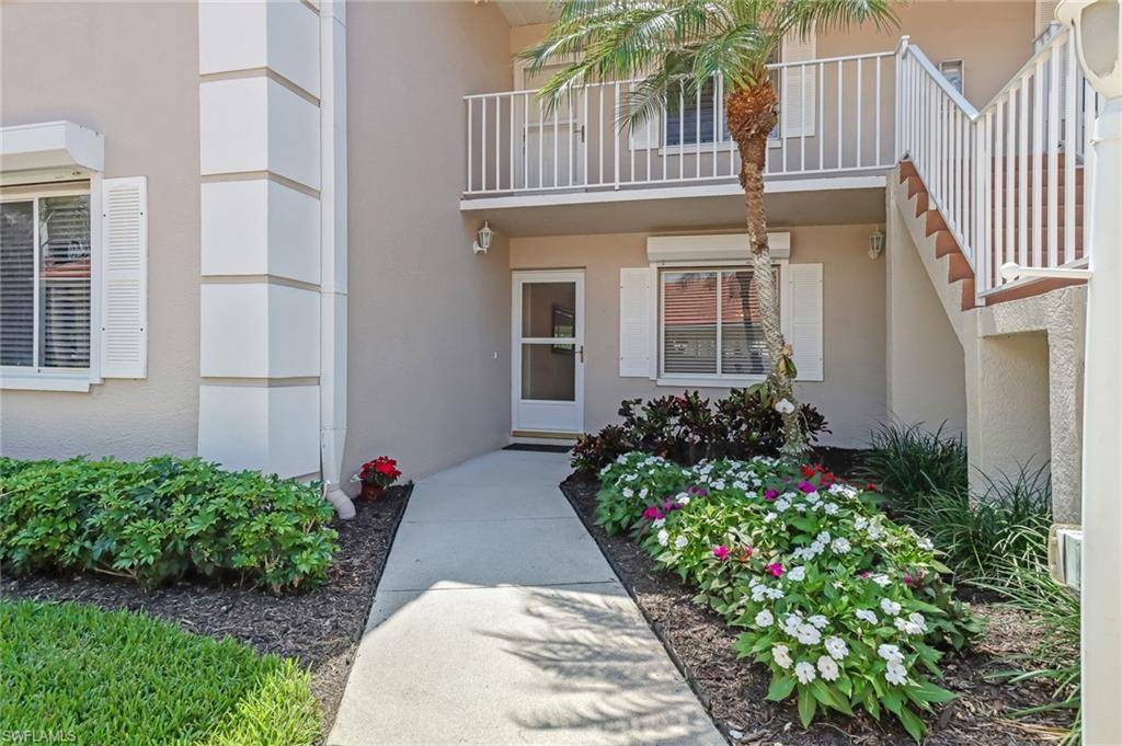 Naples, FL 34104,6900 Dennis CIR #J-105