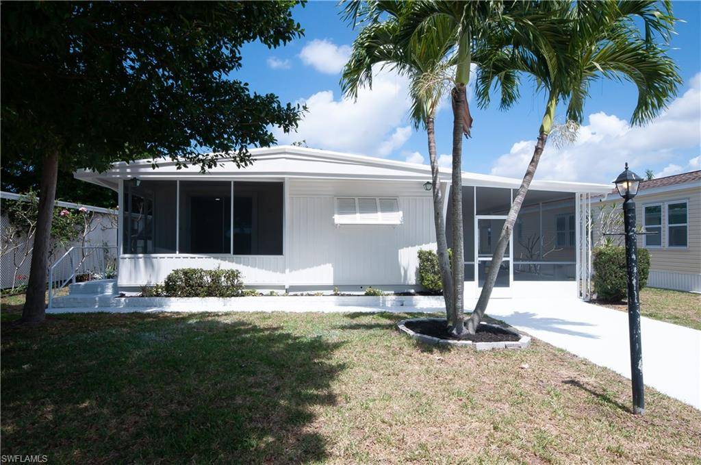 Naples, FL 34112,515 Riviera BLVD E