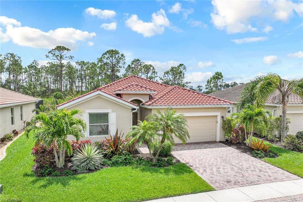 Cape Coral, FL 33909,2552 Laurentina LN