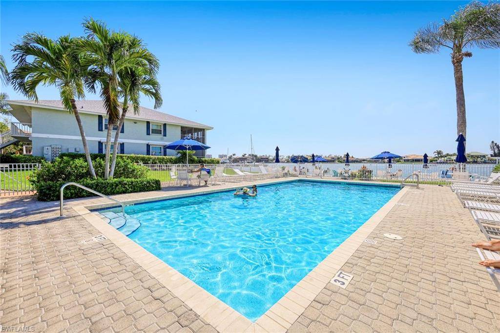 Marco Island, FL 34145,711 W Elkcam CIR #127