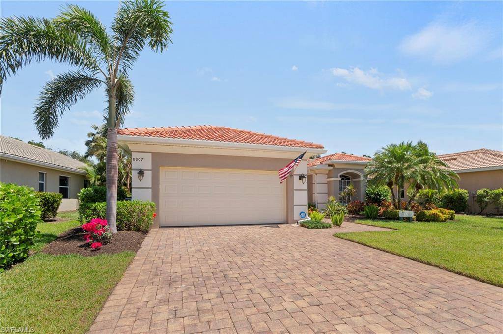 Estero, FL 33967,8807 Largo Mar DR