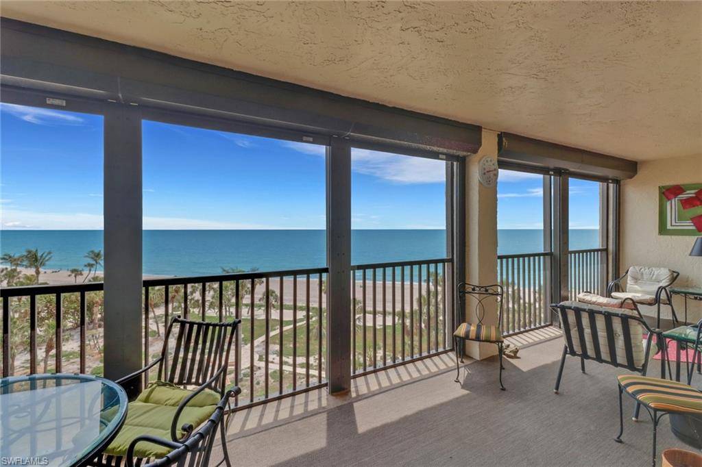 Naples, FL 34108,10851 Gulf Shore DR #504