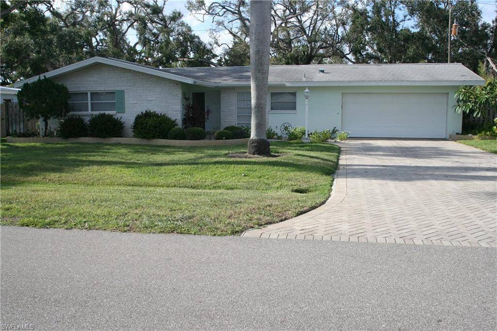 Fort Myers, FL 33901,1335 Walden DR