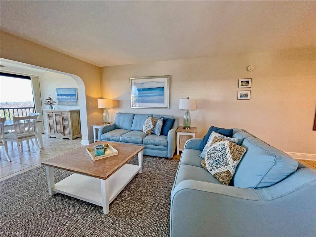 Captiva, FL 33924,5301 Bayside Villas #02