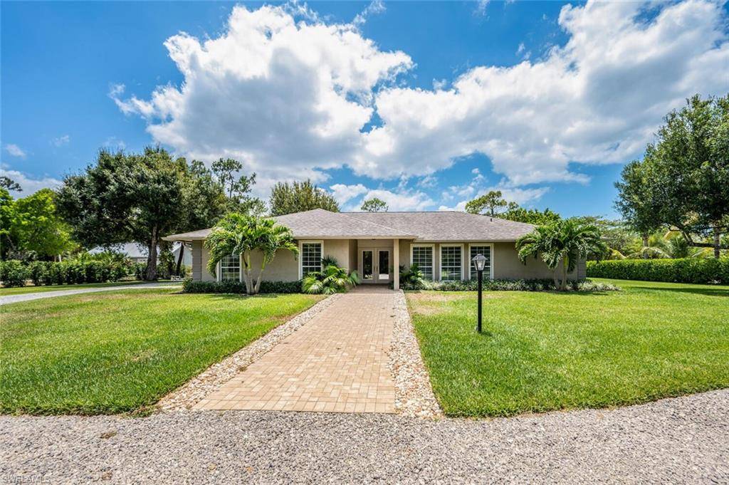 Naples, FL 34105,2832 Coach House LN