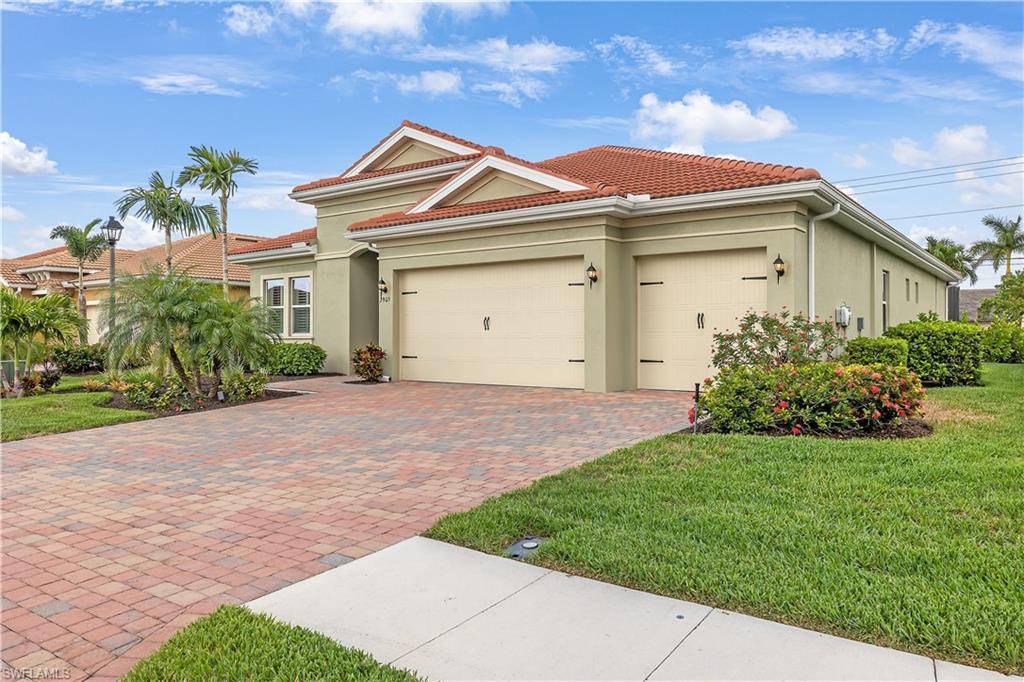 Cape Coral, FL 33914,2905 Sunset Pointe CIR