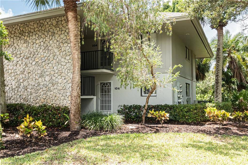 Naples, FL 34113,746 Eagle Creek DR W #104