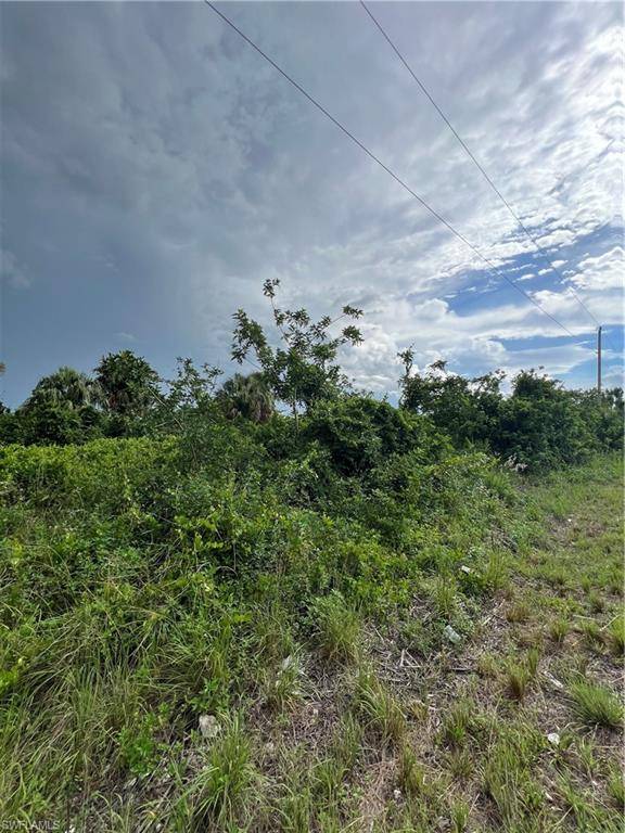 Lehigh Acres, FL 33974,188 Preston ST