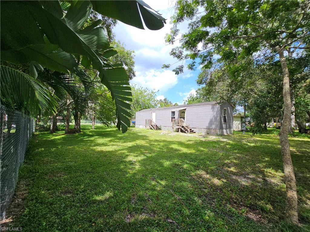 Labelle, FL 33935,670 / 558 Francis ST