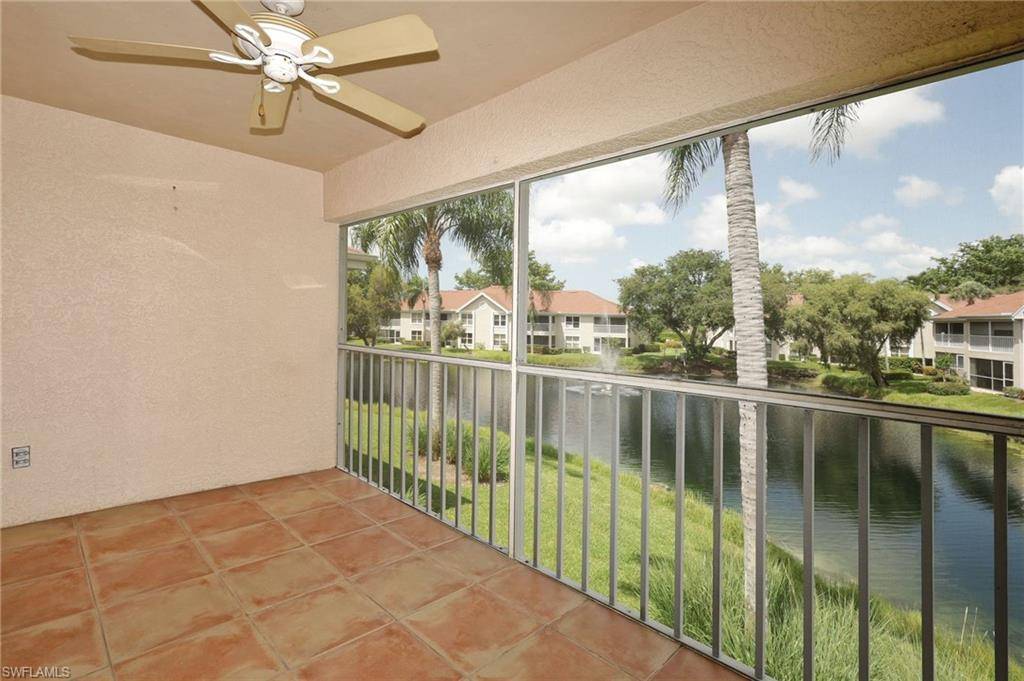 Naples, FL 34109,9852 Luna CIR #B-204