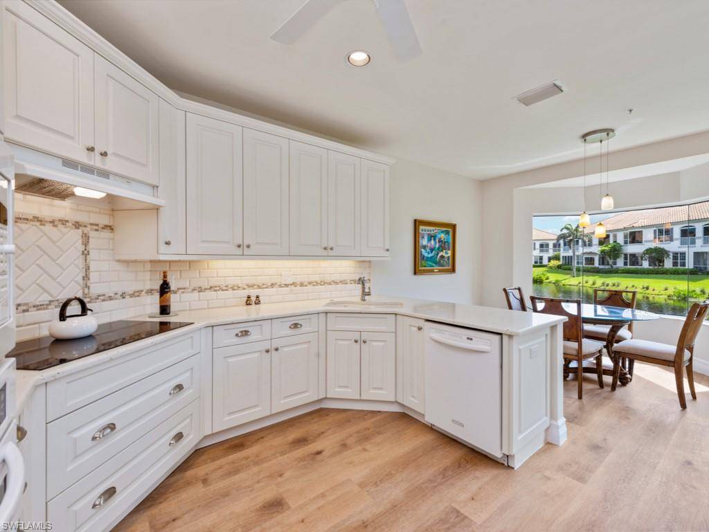 Naples, FL 34103,166 Colonade CIR