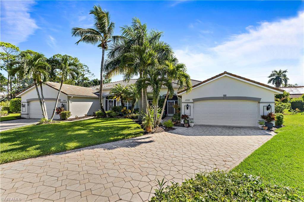 Naples, FL 34104,1228 Chelmsford CT #72