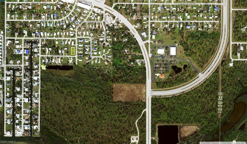 Englewood, FL 34224,8248 Pinetree LN