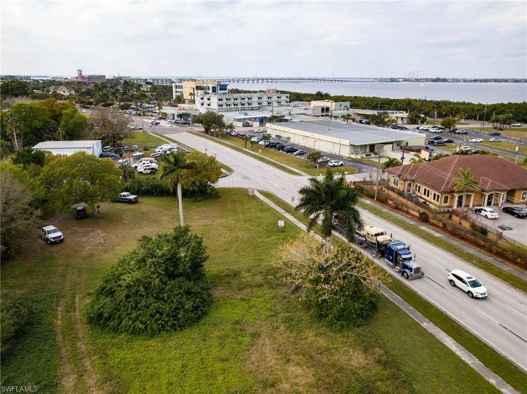 Punta Gorda, FL 33950,6261 Elliott ST