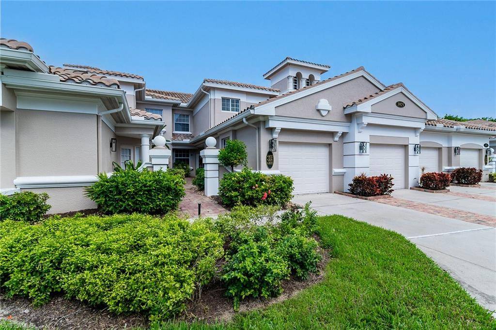 Naples, FL 34114,3975 Deer Crossing CT #102