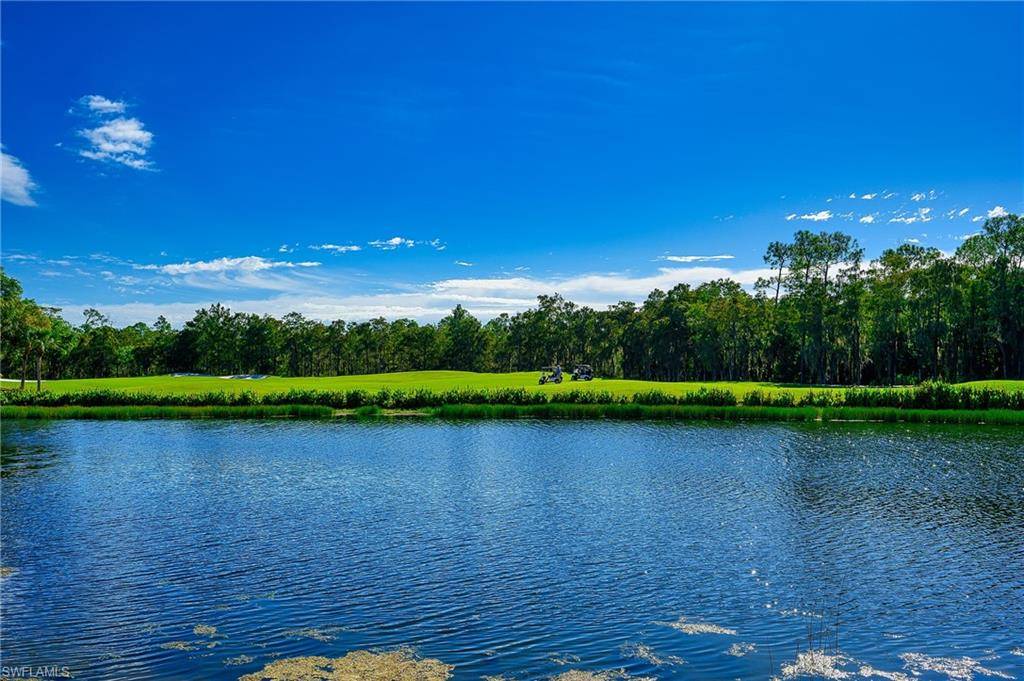 Naples, FL 34112,3760 Sawgrass WAY #3511