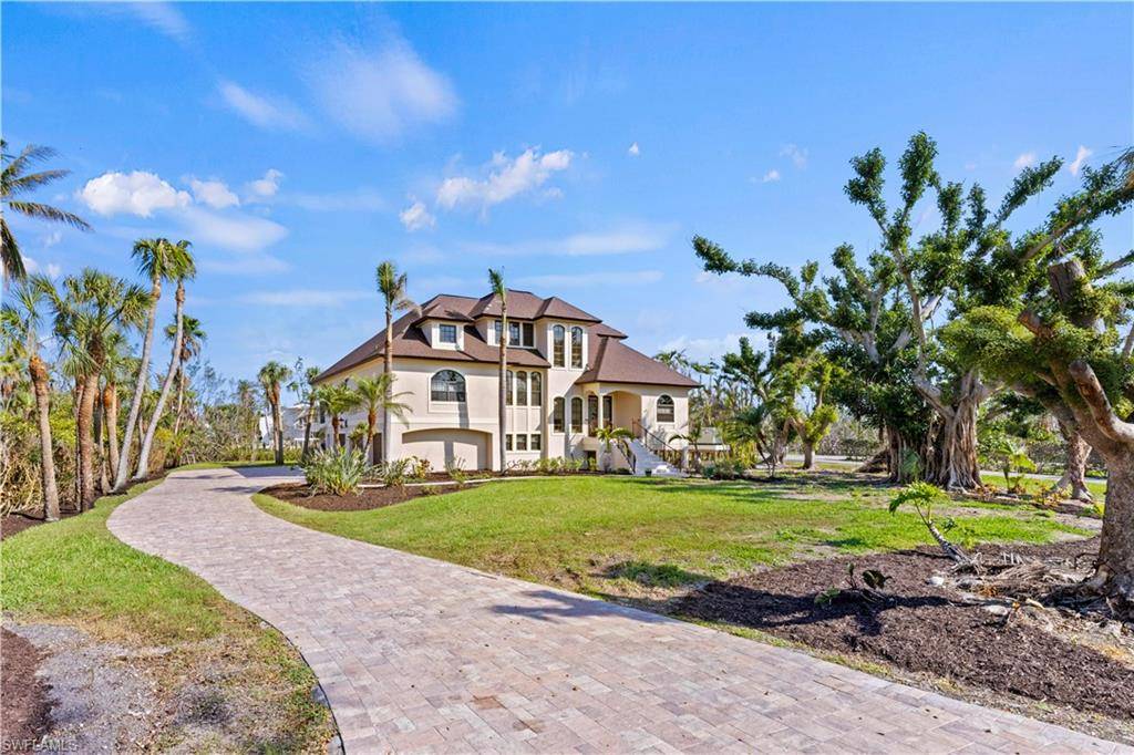 Sanibel, FL 33957,5235 Indian CT