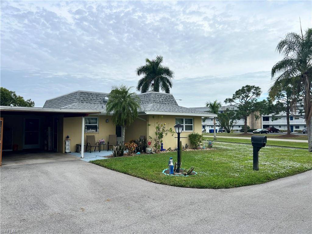 North Fort Myers, FL 33903,504 Pangola DR