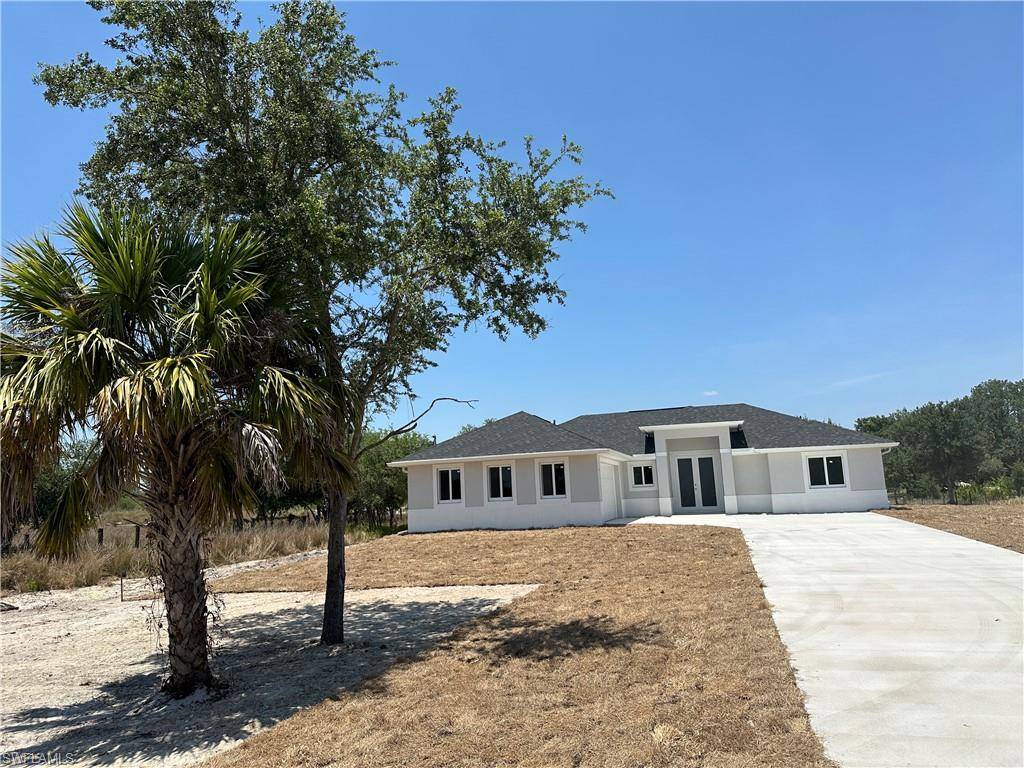 Labelle, FL 33935,7942 17th PL