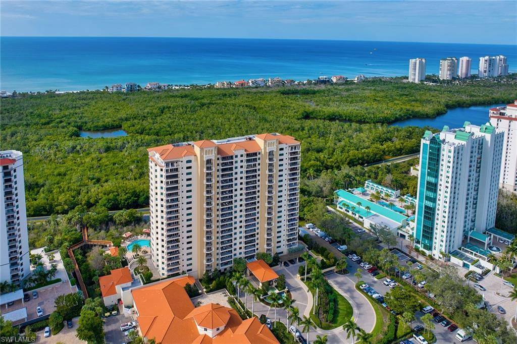 Naples, FL 34108,7425 Pelican Bay BLVD #206