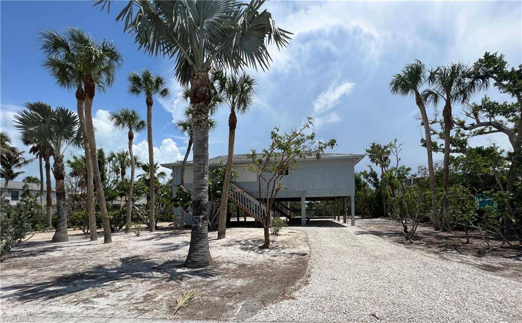 Sanibel, FL 33957,6460 Pine AVE