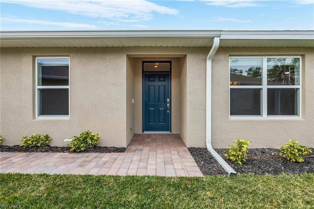 North Fort Myers, FL 33917,20587 Plumwood LOOP