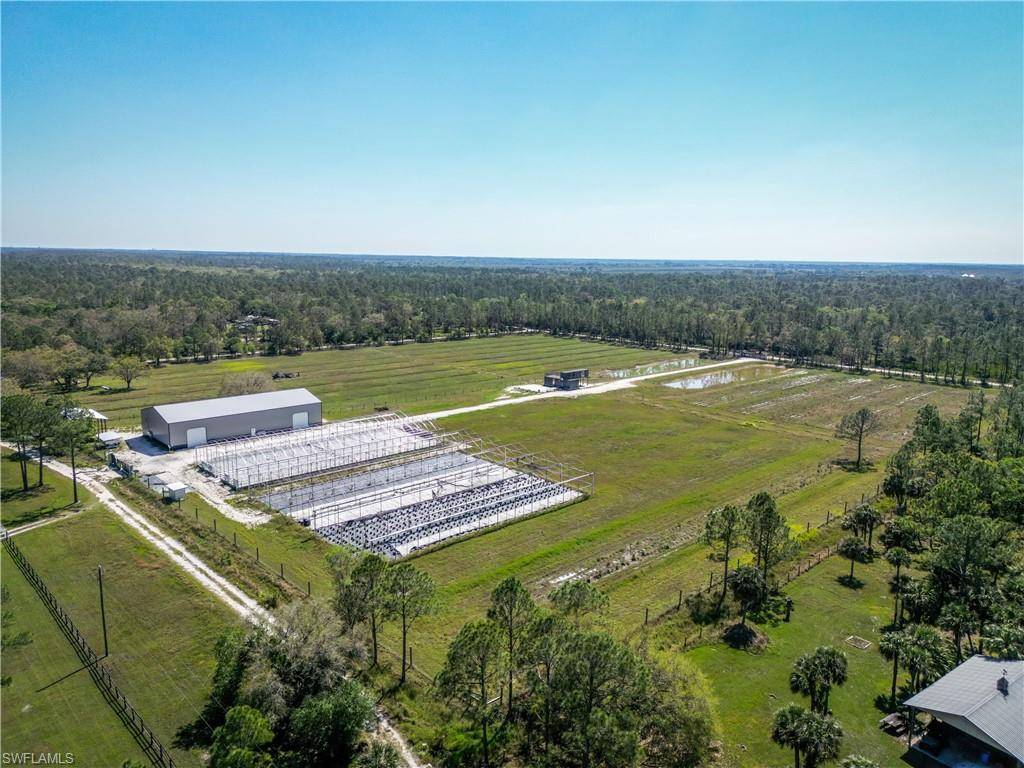 Labelle, FL 33935,1422 Gate RD