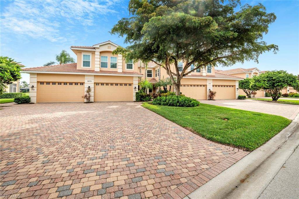 Naples, FL 34110,5975 Trophy DR #1701