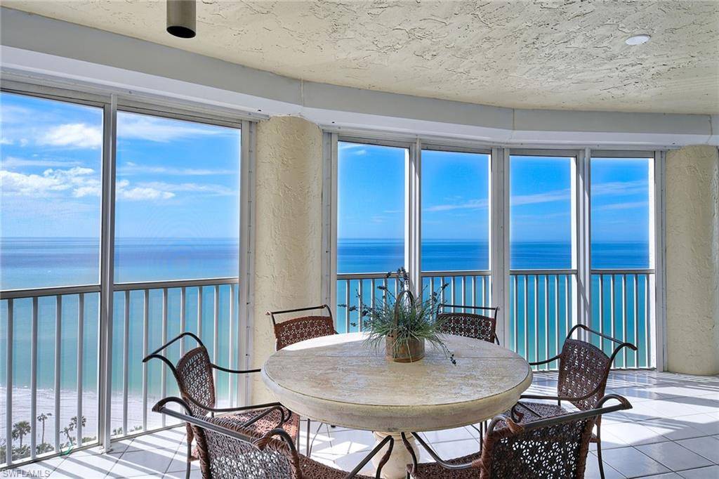 Naples, FL 34108,8111 Bay Colony DR #1602