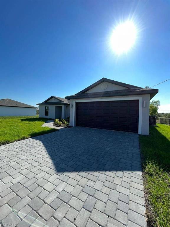 Fort Myers, FL 33913,861 Winwood CIR