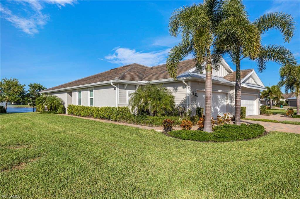 Naples, FL 34114,14644 Edgewater CIR