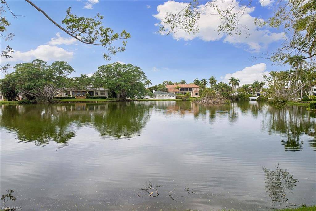 Naples, FL 34102,2550 Lantern LN