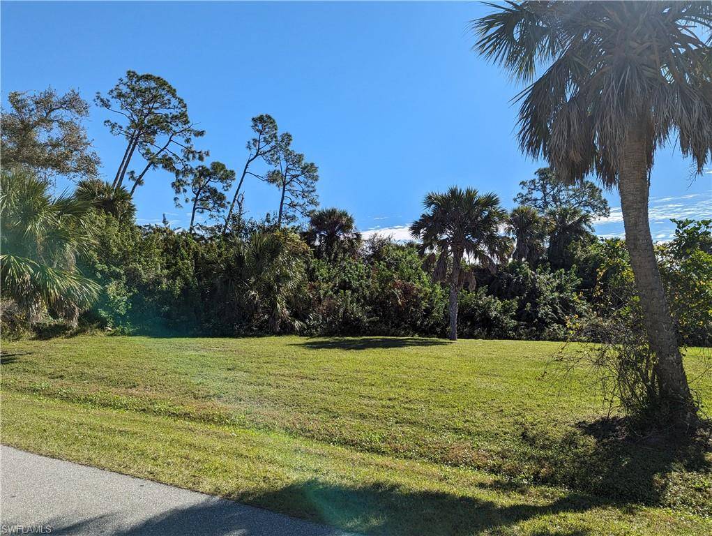 Port Charlotte, FL 33952,709 Kellstadt ST NW