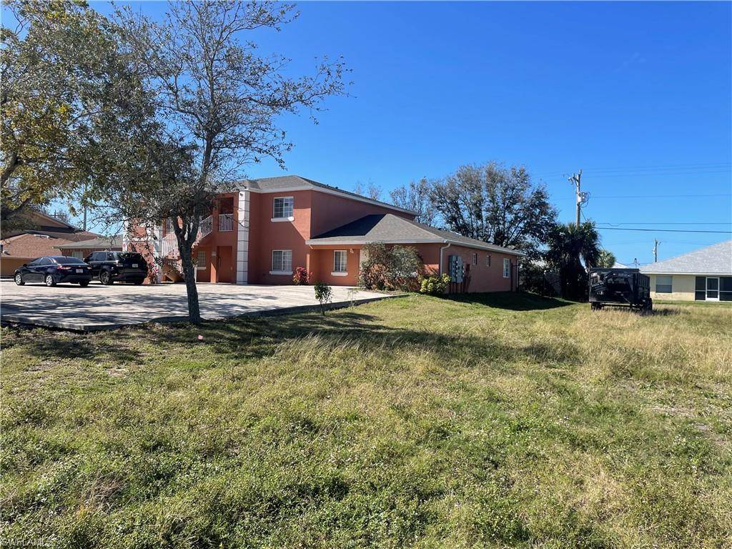 Cape Coral, FL 33914,3726 SW 7th PL