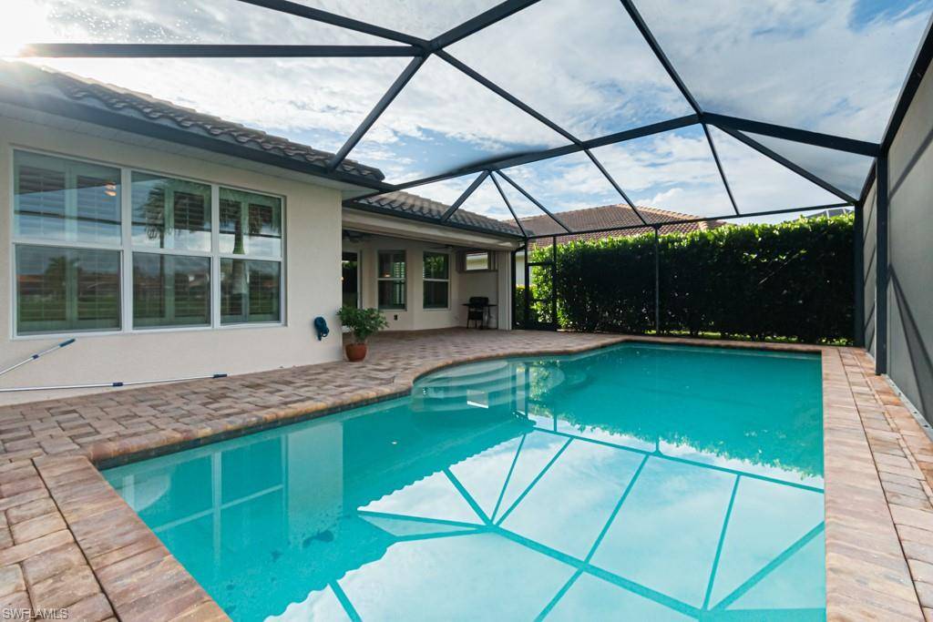 Naples, FL 34112,7798 Martino CIR