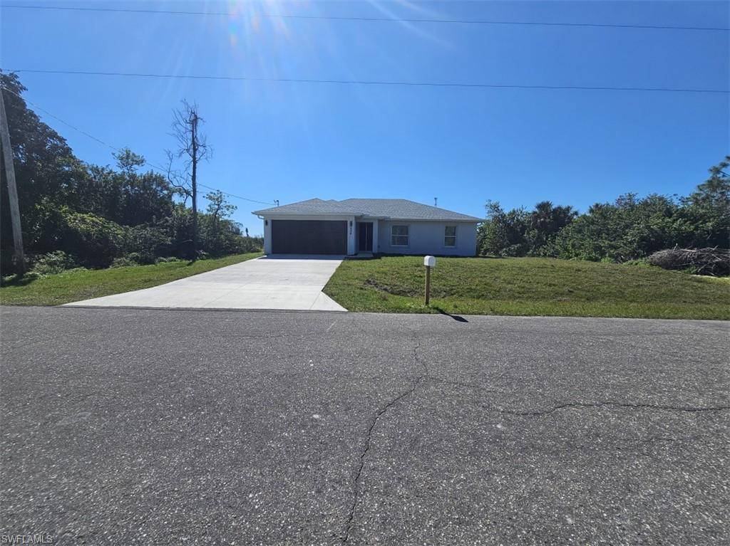 Lehigh Acres, FL 33936,504 Harrison DR