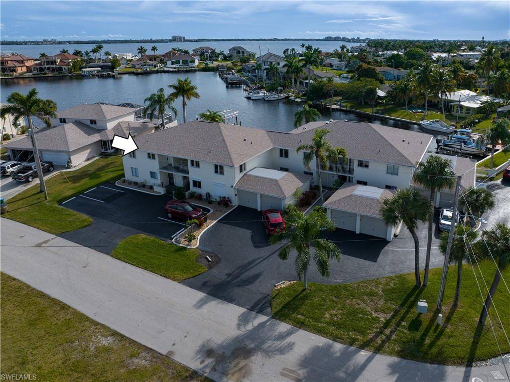 Cape Coral, FL 33904,1706 Bikini CT #201