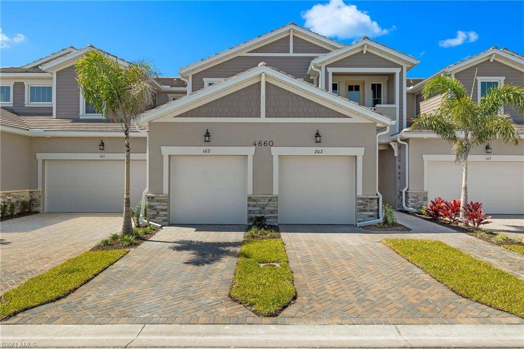 Naples, FL 34112,4660 Arboretum CIR #102