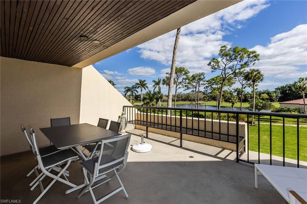 Naples, FL 34108,6350 Pelican Bay BLVD #B-105