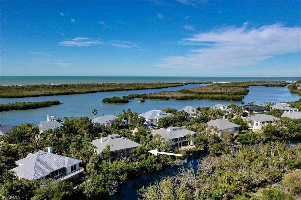 Sanibel, FL 33957,5414 Osprey CT