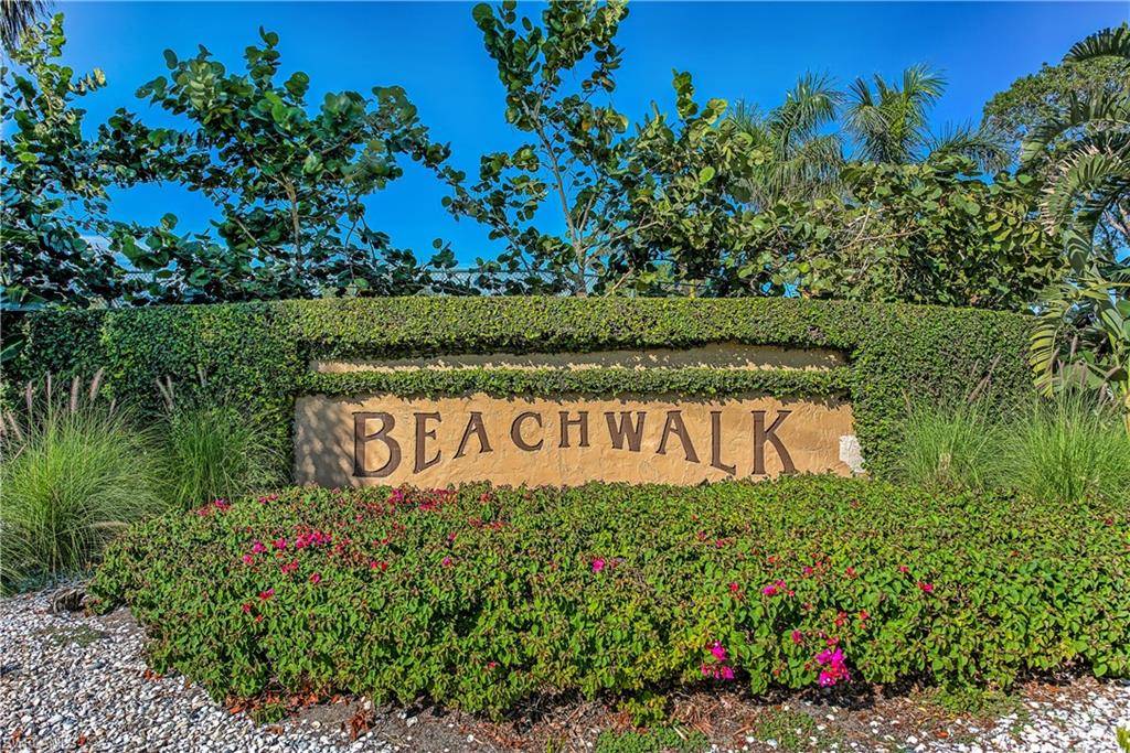 Naples, FL 34108,522 Beachwalk CIR #89-0