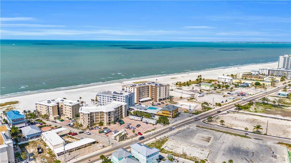 Fort Myers Beach, FL 33931,2532 Estero BLVD #104