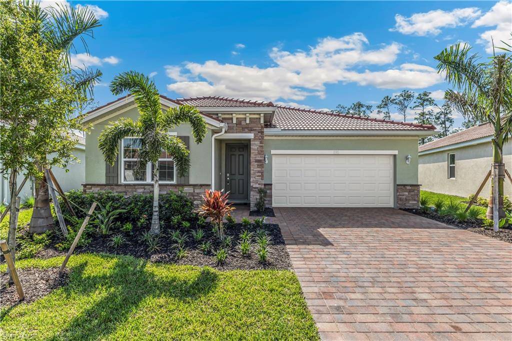 North Fort Myers, FL 33917,3792 Crosswater DR