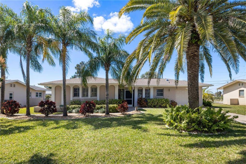 Cape Coral, FL 33904,4906 Nassau CT